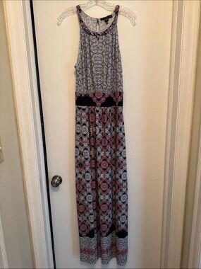 Maggy London Navy & Rose Printed Sleeveless Maxi Dress